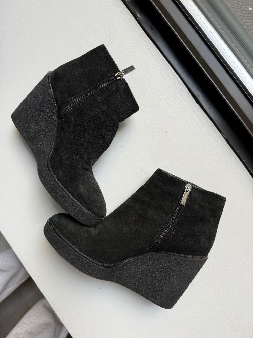 NWOT AQUATALIA Women's Suede Wedge Ankle Boots - Size 7